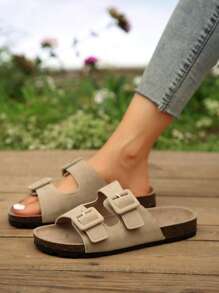 Xăng đan thời trang cho nữ, Xăng đan đế bằng giả da lộn có khóa trang trí - Màu be - Xem 1