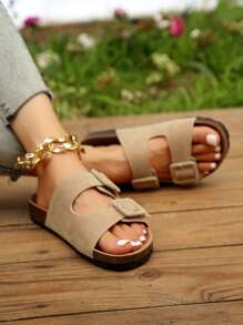 Xăng đan thời trang cho nữ, Xăng đan đế bằng giả da lộn có khóa trang trí - Màu be - Xem 2