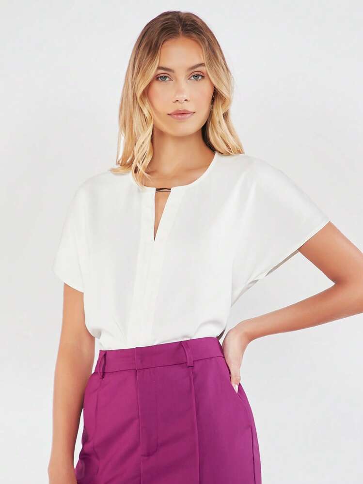 BizChic Blouse Col trou de serrure Manches Chauve-Souris Vêtements De Travail - Blanc - Voir 8