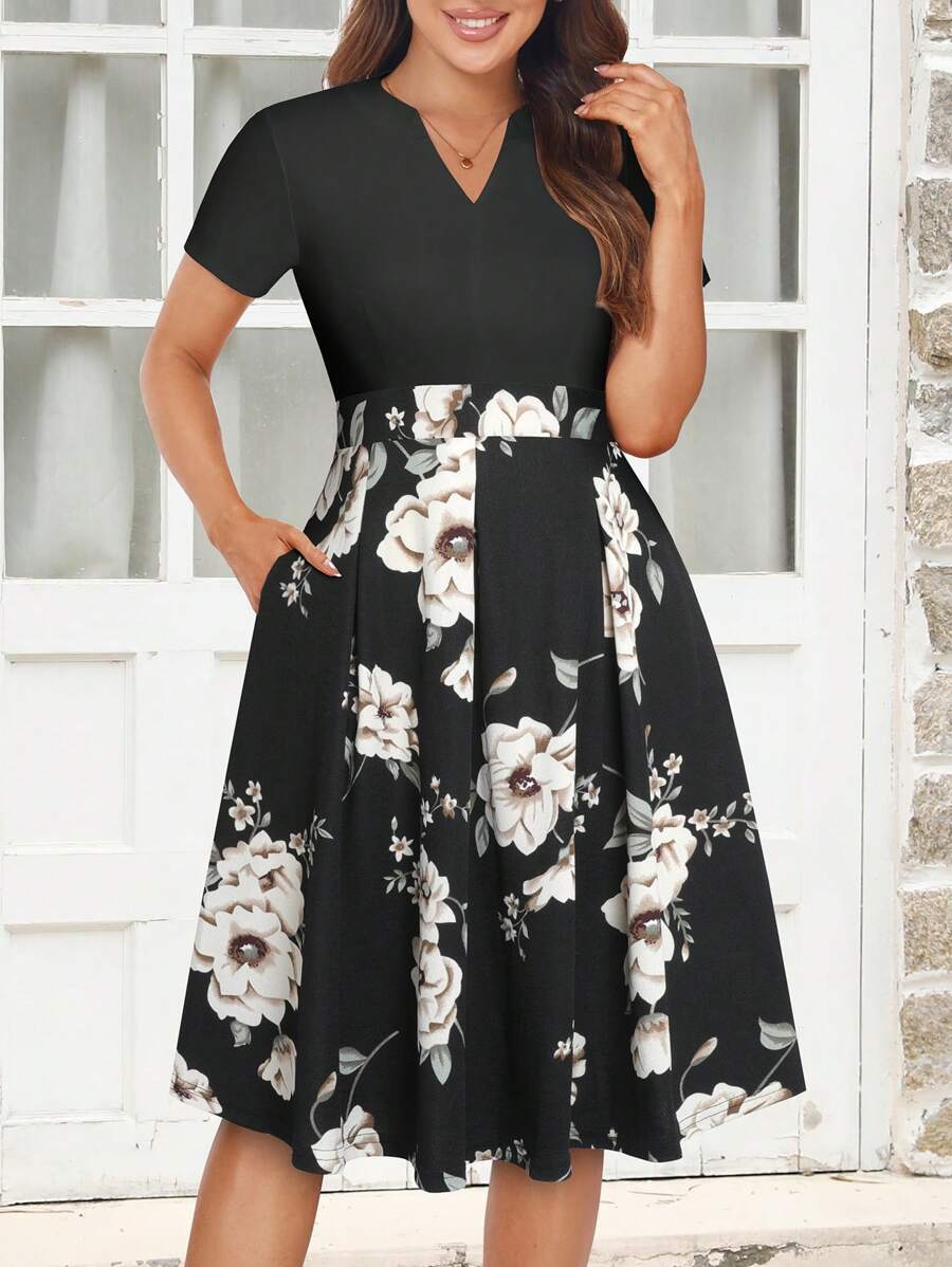 Vestido con estampado floral con bolsillo oculto - Negro - Ver 1