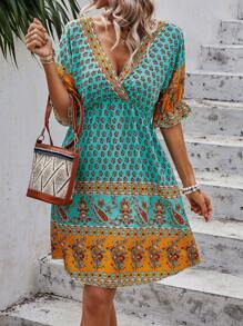 SHEIN LUNE Allover Print Flare Sleeve Dress - Green - View 3