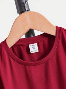 SHEIN 小男童標語補丁貼T恤和運動褲 - 酒紅色 - 查看 6