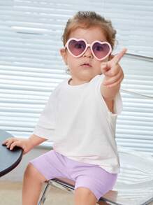 SHEIN 寶寶女孩口號圖案垂肩t恤和短褲套裝 - 紫丁香色 - 查看 5