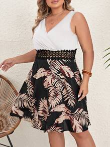 SHEIN VCAY Plus Tropical Print Guipure Lace Insert Dress - Black and White - View 5