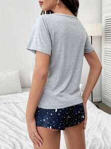 Snug Zone 月亮和口号图案 T 恤和蝴蝶结前短裤睡衣套装/睡衣套装女士睡衣 - 彩色 - 查看 2