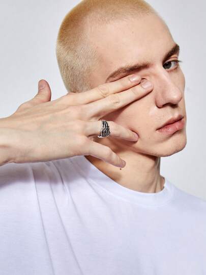 Anime 1pc Funky Iron Skeleton Hand Design Ring For Men For Daily Decoration