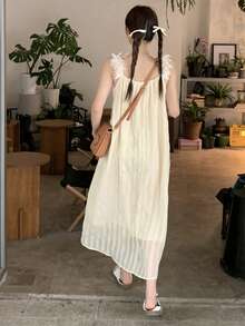 素色貼花細節洋裝 - 杏色 - 查看 2