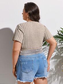 SHEIN Frenchy Áo thun Plus size Tương phản ren Gân đan màu trơn Giải trí - Màu be - Xem 2