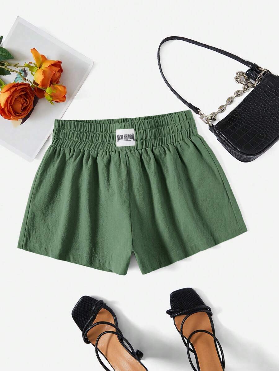 SHEIN EZwear 字母補丁細節短褲 - 綠色 - 查看 1