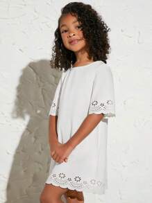SHEIN 小女童鏤空T恤連衣裙 - 白色 - 查看 4
