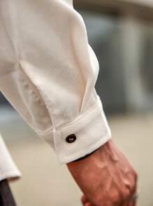 Manfinity Homme Hombres Camisa unicolor con botón con parche de bolsillo sin camiseta