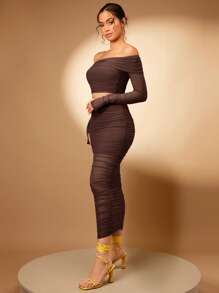 Silquee 一字肩短款T恤&鉛筆裙 - 巧克力棕 - 查看 6