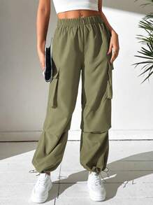 SHEIN PETITE Pantalones cargo con bolsillo de solapa, cordón lateral y dobladillo con cordón - Verde militar - Ver 1