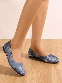 Women Slip On Ballet Flats, Fashion Outdoor Flats - Blue and White - View 5