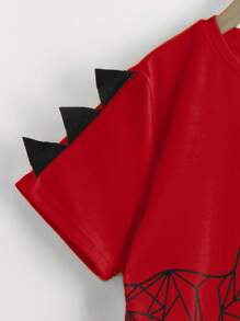 SHEIN Camiseta Casual De Punto Con Impresión Geométrica De Dinosaurios Y Diseño De Cuernos Para Niños Y Niñas Mayores