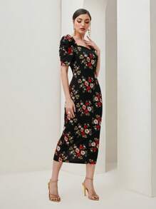 Modelyn Floral Print Sweetheart Neck Puff Sleeve Split Back Dress Without Belt - Black - View 3
