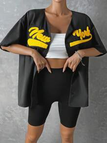 SHEIN Unity Camisa con estampado de letra de hombros caídos con botón delantero - Negro - Ver 3