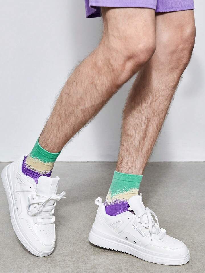 C'est le nouveau Anime Homme paire Chaussettes À Blocs De