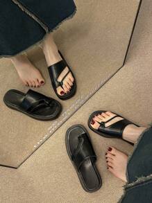 Women Minimalist Thong Sandals, Fashion Sandals