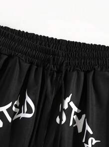 ROMWE MEN Grunge Punk Guys Fire Letter Graphic Drawstring Waist Shorts - Black - View 5