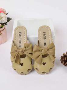 Kids Bow Decor Hollow Out Slippers - Khaki - View 3