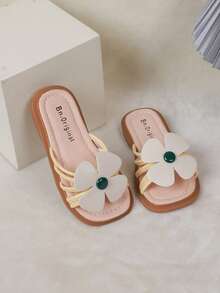 Kids Floral Decor Slippers - Beige - View 10