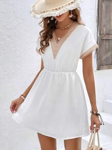 SHEIN Frenchy 蕾絲拼接蝙蝠袖A-線連衣裙 - 白色 - 查看 1