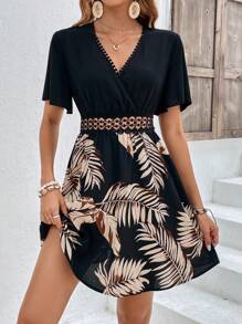 SHEIN Frenchy 熱帶圖案水溶蕾絲拼接連衣裙 - 黑色 - 查看 5