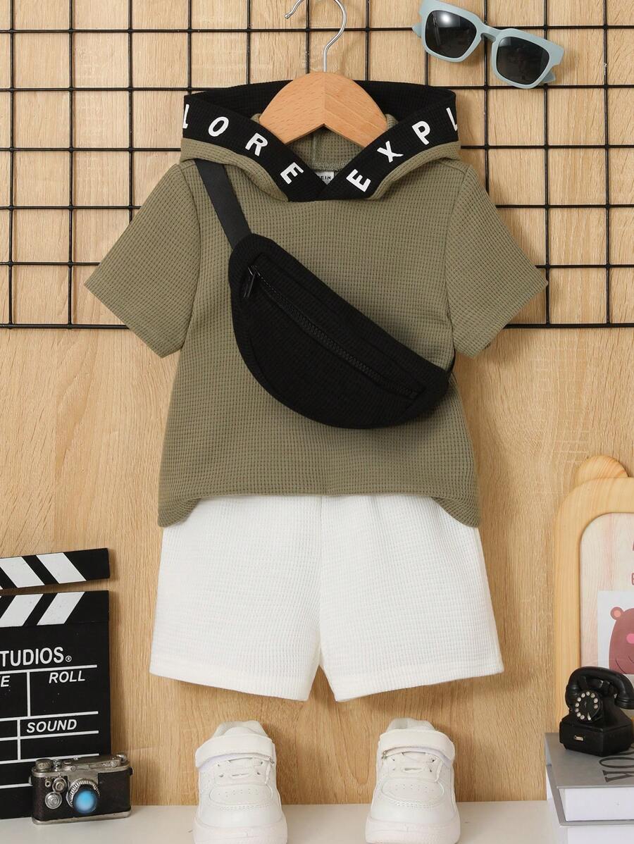 SHEIN 男嬰字母圖案連帽T恤和短褲和包