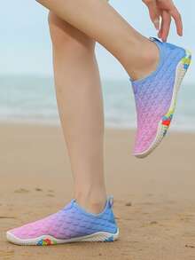 女士漸變色幾何圖案溯溪運動鞋運動鞋