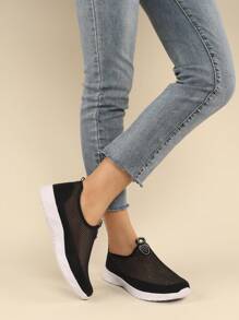 女士運動型黑色運動鞋，字母貼片裝飾一腳蹬跑步鞋