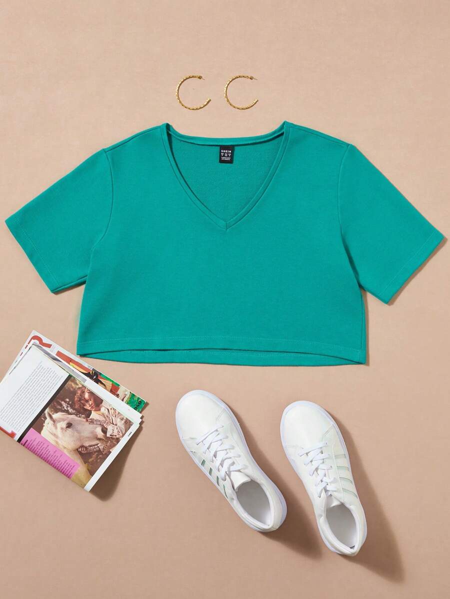SHE(IN) BRASIL Solid V Neck Crop Tee - Green - View 1