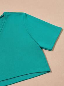 SHE(IN) BRASIL Solid V Neck Crop Tee - Green - View 5