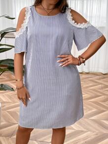 SHEIN LUNE Plus Striped Print Cold Shoulder Guipure Lace Trim Dress - Blue and White - View 6