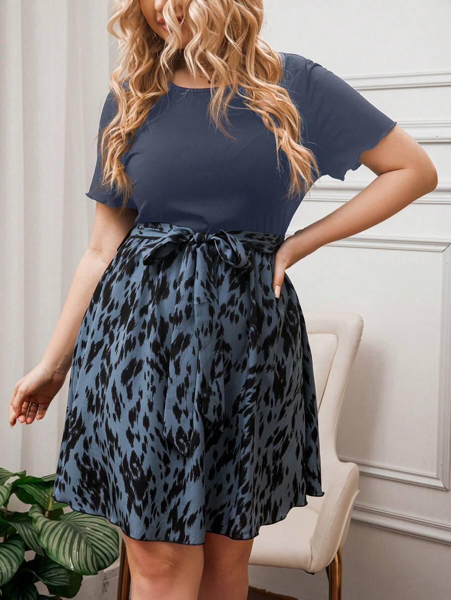 Mulvari Plus Graphic Print Belted Dress | SHEIN USA