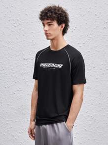 Manfinity VCAY 男士T恤修身領短袖標語TEE街頭賽車夏季聚酯纖維 - 黑色 - 查看 6