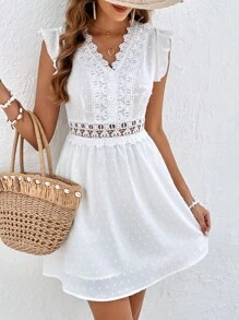 SHEIN Frenchy 圓點拼接水溶蕾絲荷葉邊洋裝 - 白色 - 查看 5