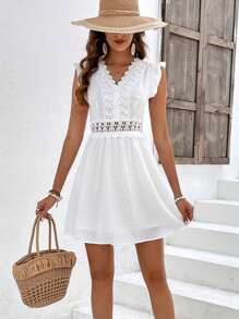 SHEIN Frenchy 圓點拼接水溶蕾絲荷葉邊洋裝 - 白色 - 查看 6