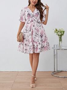 SHEIN Privé 大碼印花荷葉邊連衣裙 - 彩色 - 查看 5