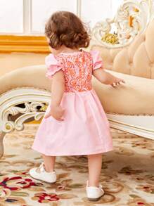 SHEIN 嬰兒捲形花紋泡泡袖洋裝 - 粉色 - 查看 2