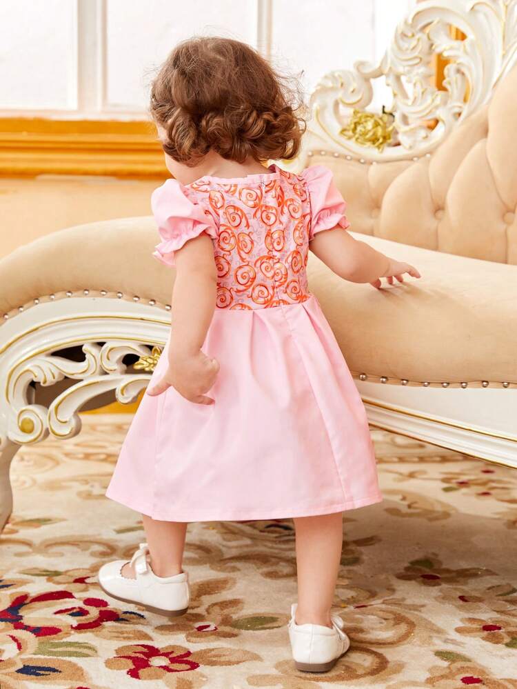 SHEIN 嬰兒捲形花紋泡泡袖洋裝 - 粉色 - 查看 2