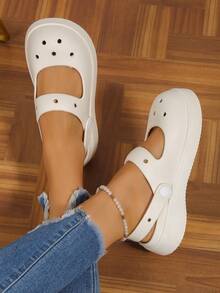 Guốc Nữ Cut Out Đa Năng Có Lỗ Thông Hơi, Guốc PVC Màu Be Thời Trang - Màu be - Xem 4