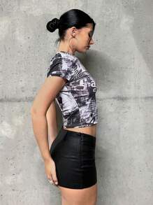 SHEIN ICON 字母貼布短褲 - 黑色 - 查看 5