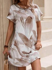 SHEIN LUNE 滿版印花蝙蝠袖T恤連衣裙 - 彩色 - 查看 4