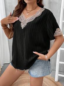 SHEIN LUNE Plus Contrast Guipure Lace V Neck Blouse