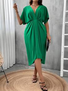 SHEIN Clasi Plus Batwing Sleeve Twist Front Dress - Green - View 5