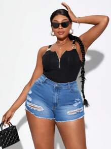 SHEIN SXY 大碼破洞毛邊牛仔短褲 - 中等水洗藍 - 查看 4