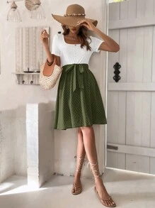 SHEIN LUNE 雙色網眼刺繡繫腰帶洋裝 - 軍綠色 - 查看 4