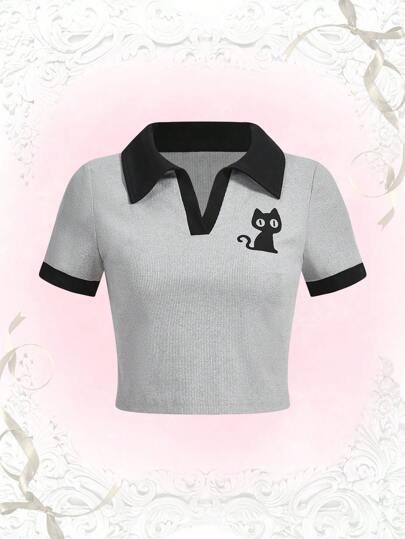 J-Fashion Maglietta con grafica fumetto colletto a contrasto