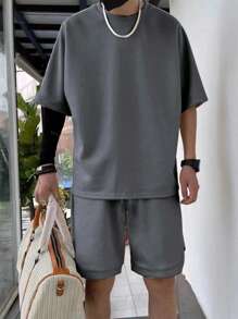 Manfinity Homme 男士素色T恤和腰部抽繩短褲 - 灰色 - 查看 1